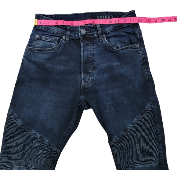 (M) Divided H&M Dark Wash Moto Jeans (Men) - Picture 3 of 10